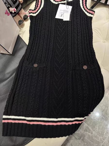 chan 2023 spring summer dresses for women ootd new dresses dinner dress ladies classic designer fashion spring cccc logo grade knitting skir, White;black
chan 2023 spring summer dresses for women ootd new dresses dinner dress ladies classic designer fashion spring cccc logo grade knitting skir, White;black