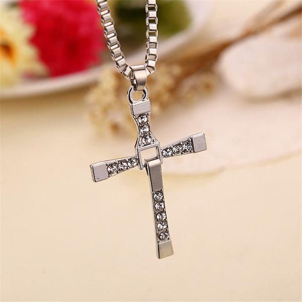 cool hiphop jewelry gold cross mens necklace designer silver plated pendant white rhinestone pendants south american fashion man necklaces c
cool hiphop jewelry gold cross mens necklace designer silver plated pendant white rhinestone pendants south american fashion man necklaces c