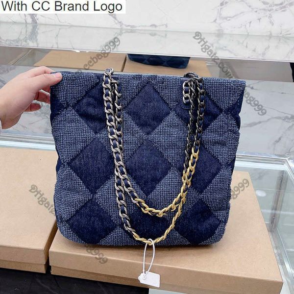 cc brand shopping bags ladies french 19 lager capacity shopping bags black blue denim diamond quilted designer tote gold metal hardware luxu
cc brand shopping bags ladies french 19 lager capacity shopping bags black blue denim diamond quilted designer tote gold metal hardware luxu