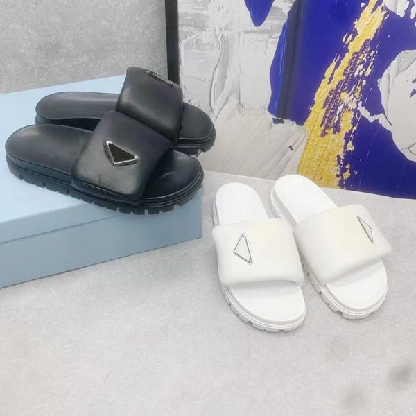 2023 soft padded nap pa leather slides slippers women's shoes feel have a minimalist ultra-feminine attitude 20 mm rubber sole size 35-, Black
2023 soft padded nap pa leather slides slippers women's shoes feel have a minimalist ultra-feminine attitude 20 mm rubber sole size 35-, Black