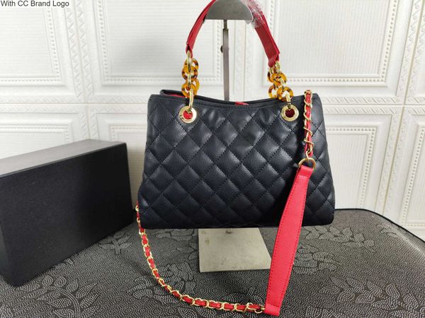 luxury cc cross body luxurys designer bags large capacity real leather bag women travel handbag men boston portable leather soft edge suitca
luxury cc cross body luxurys designer bags large capacity real leather bag women travel handbag men boston portable leather soft edge suitca