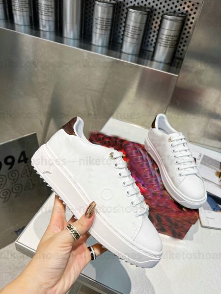 women sport shoes time out designer running shoes breathable sneakers low-white brown print sneaker casual shoes skate shoes
women sport shoes time out designer running shoes breathable sneakers low-white brown print sneaker casual shoes skate shoes