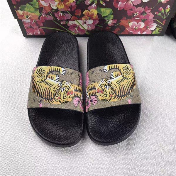 2020 new designer mens womens slippers sandals with tiger flower strawberry printed beach slipper fashion luxury casual slipper sh274d, Black
2020 new designer mens womens slippers sandals with tiger flower strawberry printed beach slipper fashion luxury casual slipper sh274d, Black