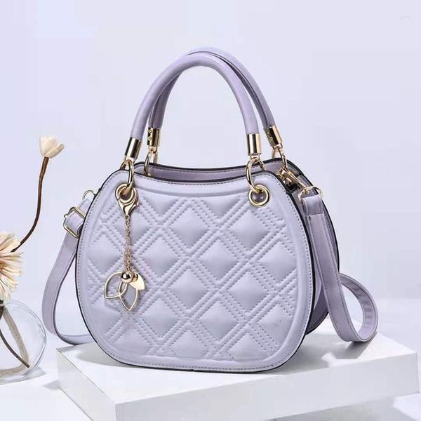 shoulder bags quality textured messenger handbag women's simple fashion trend version ladies luxury urban small round bag
shoulder bags quality textured messenger handbag women's simple fashion trend version ladies luxury urban small round bag