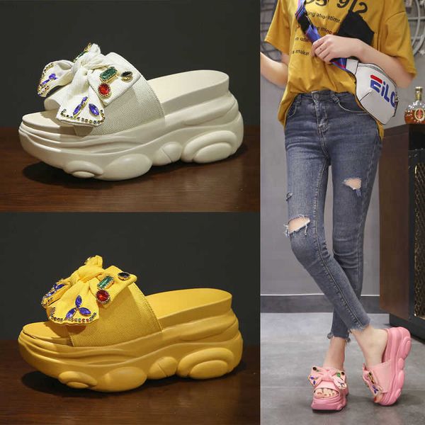 slippers 2021 women's summer thick-soled wedge-heel platform shoes sandals and beach y2302, Black
slippers 2021 women's summer thick-soled wedge-heel platform shoes sandals and beach y2302, Black