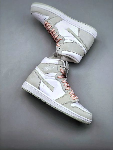 1s basketball shoes jumpman 1 high seafoam healing orange white men women sportswear with boxes coming
1s basketball shoes jumpman 1 high seafoam healing orange white men women sportswear with boxes coming