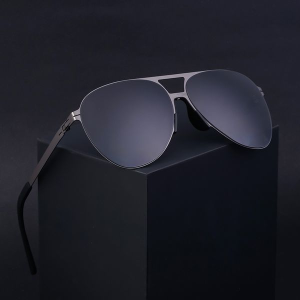 new classic designer sunglasses for men women luxury polarized pilot sun glasses uv400 eyewear pc frame polaroid lens 7315, White;black
new classic designer sunglasses for men women luxury polarized pilot sun glasses uv400 eyewear pc frame polaroid lens 7315, White;black