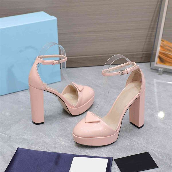 dress shoes fashion 2023 pradity women leather high heel letter logo party wedding tourism holiday casual flat shoes 03-7, Black
dress shoes fashion 2023 pradity women leather high heel letter logo party wedding tourism holiday casual flat shoes 03-7, Black