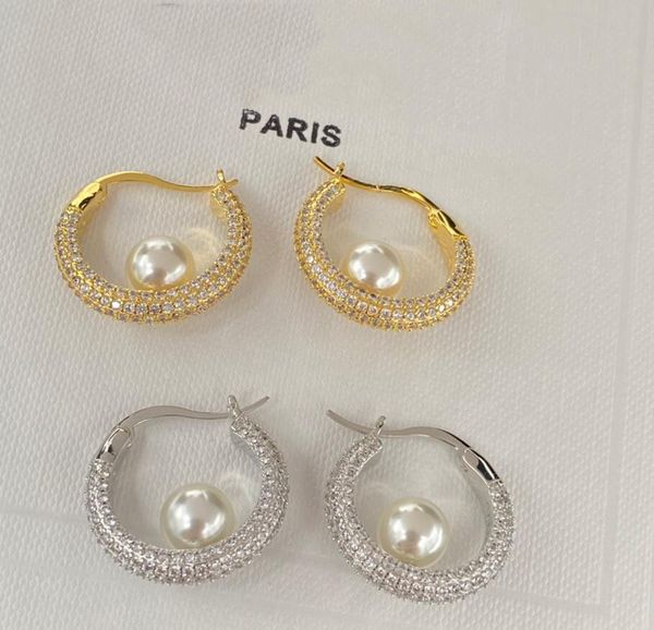 women brand classic circle pearl earrings hoop aretes orecchini chic designer crystal dangle earring eardrops have stamp with box, Golden;silver
women brand classic circle pearl earrings hoop aretes orecchini chic designer crystal dangle earring eardrops have stamp with box, Golden;silver