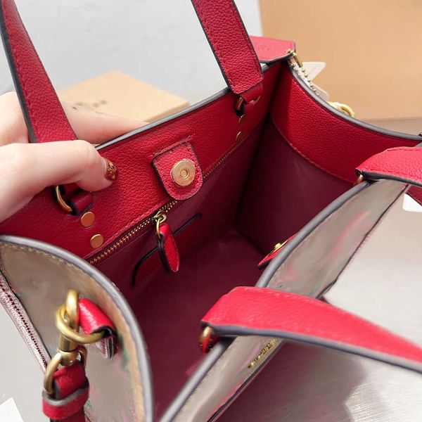 new strawberry totes c-letter designer bag womens purse handbag the tote bag crossbody ladies leather shoulder bags female large 2023
new strawberry totes c-letter designer bag womens purse handbag the tote bag crossbody ladies leather shoulder bags female large 2023
