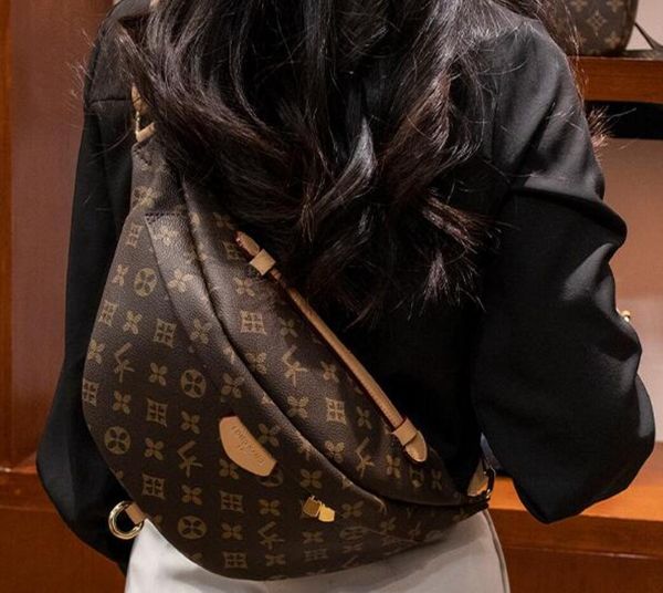 2022 designers luxury waist bags cross body handbag famous bumbag fashion shoulder bag brown bum fanny pack
2022 designers luxury waist bags cross body handbag famous bumbag fashion shoulder bag brown bum fanny pack