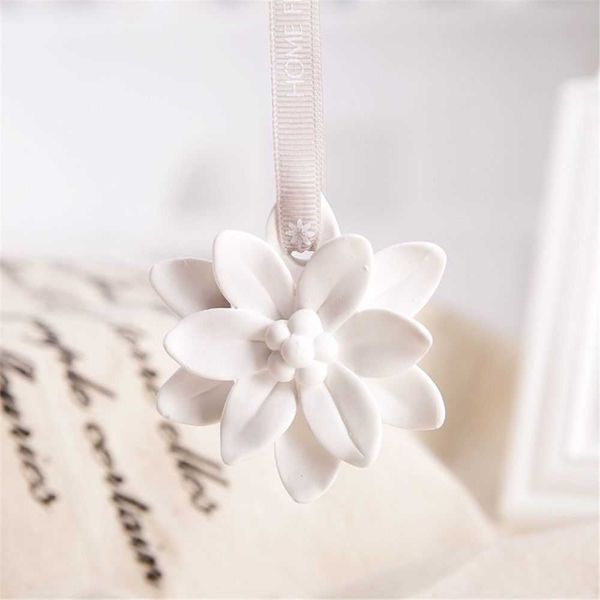 plaster flower car pendant fragrance auto decorations solid air freshener automobiles interior rearview mirror ornaments r230228
plaster flower car pendant fragrance auto decorations solid air freshener automobiles interior rearview mirror ornaments r230228