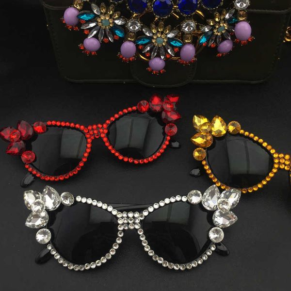 sunglasses ladies designer shinny crystal cat eye sunglasses 2018 new girl's rhinestone sunglasses summer beach party glasses giftj2302, White;black
sunglasses ladies designer shinny crystal cat eye sunglasses 2018 new girl's rhinestone sunglasses summer beach party glasses giftj2302, White;black