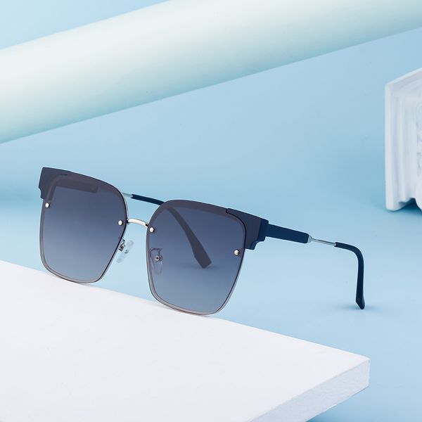 new classic designer sunglasses for men women luxury polarized pilot sun glasses uv400 eyewear pc frame polaroid lens 3577, White;black
new classic designer sunglasses for men women luxury polarized pilot sun glasses uv400 eyewear pc frame polaroid lens 3577, White;black
