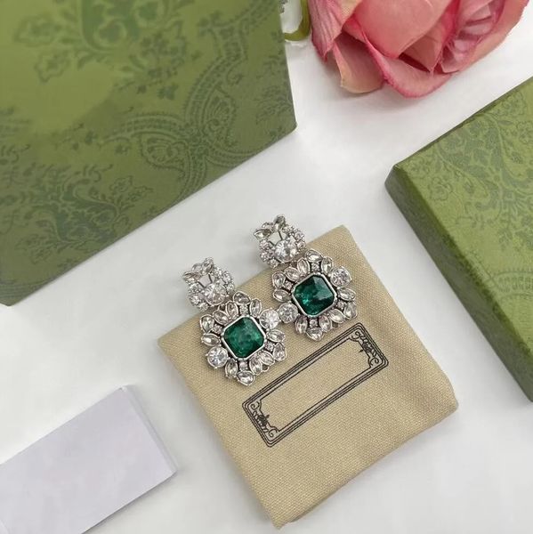 european and american luxury crystal stud earrings plated pendant womens rhinestone earstud wedding jewelry desigenr brand 18k gold earring, Silver
european and american luxury crystal stud earrings plated pendant womens rhinestone earstud wedding jewelry desigenr brand 18k gold earring, Silver