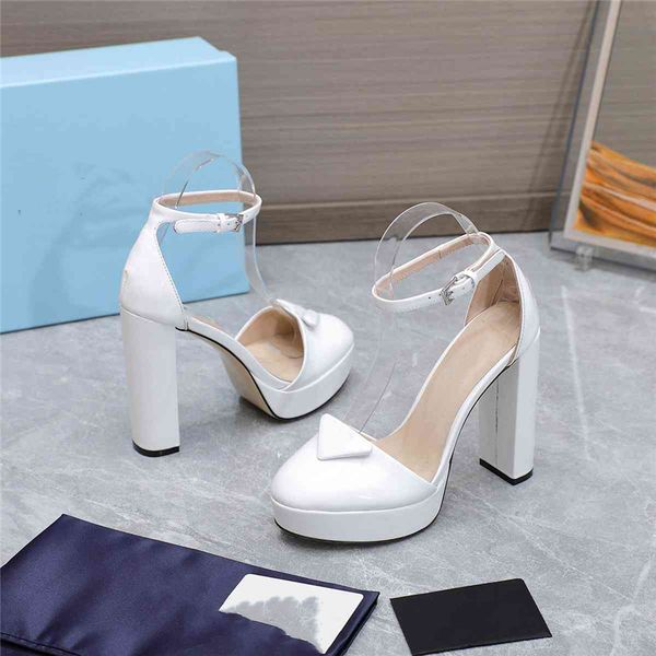dress shoes fashion 2023 pradity women leather high heel letter logo party wedding tourism holiday casual flat shoes 03-11, Black
dress shoes fashion 2023 pradity women leather high heel letter logo party wedding tourism holiday casual flat shoes 03-11, Black