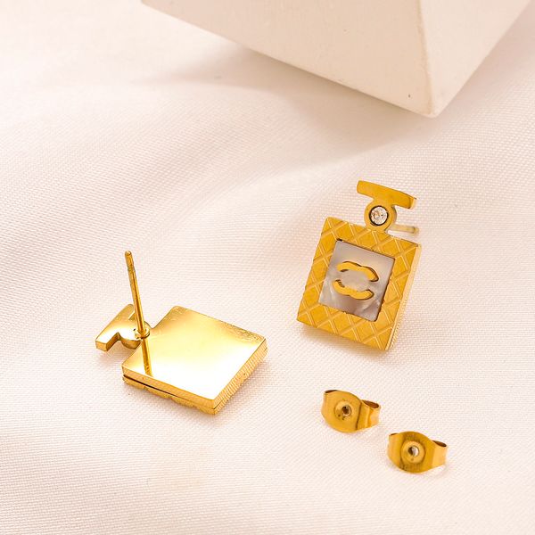 luxury brand designers double letters stud clip chain stainless steel geometric famous women with steel sea crystal rhinestone earring weddi, Golden;silver
luxury brand designers double letters stud clip chain stainless steel geometric famous women with steel sea crystal rhinestone earring weddi, Golden;silver