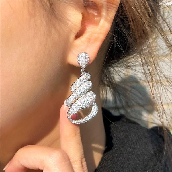 luxury charm aaa cubic zirconia gold snake shape diamond designer earring for woman party copper plated silver south american bride wedding, Golden
luxury charm aaa cubic zirconia gold snake shape diamond designer earring for woman party copper plated silver south american bride wedding, Golden
