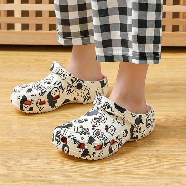 slippers dome cameras thick soled girls' personalized printing slippers wear non slip wear-resistant home slippers women slippers house, Black
slippers dome cameras thick soled girls' personalized printing slippers wear non slip wear-resistant home slippers women slippers house, Black