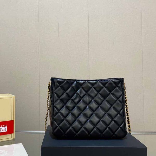 designer bag luxurys handbag diamond lattice gold ball square tote chain long shoulder strap
designer bag luxurys handbag diamond lattice gold ball square tote chain long shoulder strap