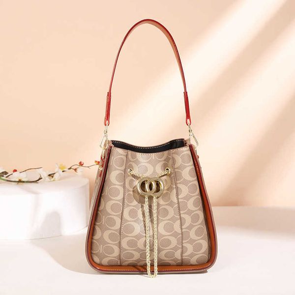 2023 new fashion bags bucket women's red texture diagonal fashion single shoulder handbag shoulder handbags female for sale
2023 new fashion bags bucket women's red texture diagonal fashion single shoulder handbag shoulder handbags female for sale