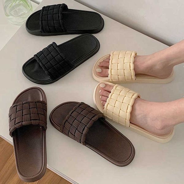 slippers dome cameras 2022 summer new women slipper fashiion weave flat heel ladies casual outdoor beach slides sandal shoes indoor non-slip, Black
slippers dome cameras 2022 summer new women slipper fashiion weave flat heel ladies casual outdoor beach slides sandal shoes indoor non-slip, Black
