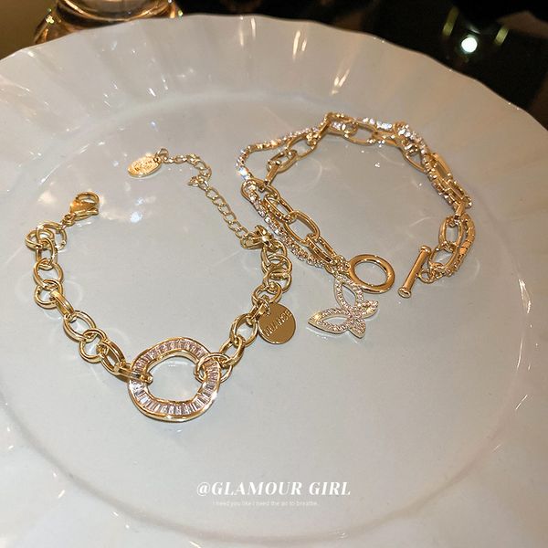 senior designer metal cool wind irregular zircon circle letter round brand bracelet fashion temperament small design bracelet handpiece vale, Golden;silver
senior designer metal cool wind irregular zircon circle letter round brand bracelet fashion temperament small design bracelet handpiece vale, Golden;silver