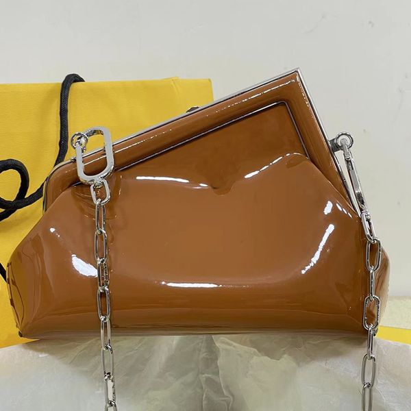 plain midi crossbody bag women handbags purse patent leather inside fashion letters silver hardware dumplings dinner wallet shoulder bags
plain midi crossbody bag women handbags purse patent leather inside fashion letters silver hardware dumplings dinner wallet shoulder bags