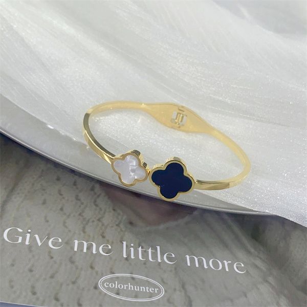 high-quality designer titanium flower bracelet shell fashion design bracelet valentine's day gift wholesale, Black
high-quality designer titanium flower bracelet shell fashion design bracelet valentine's day gift wholesale, Black