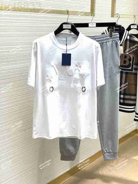 men's t-shirts designer summer t-shirt fashion embossed printing process letter pattern luxury 2eln, White;black
men's t-shirts designer summer t-shirt fashion embossed printing process letter pattern luxury 2eln, White;black