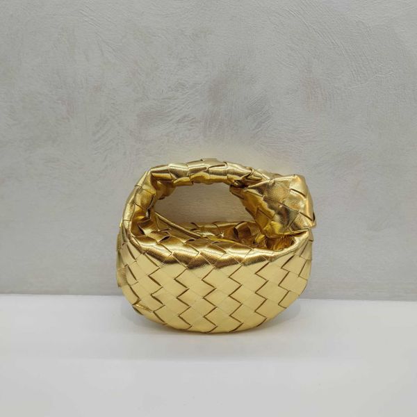 2023 bags knotted bottegas cassettes jodie mini jodies leather designer woven venetas bag handbag girl hand held wrist handbags q3oq yad1
2023 bags knotted bottegas cassettes jodie mini jodies leather designer woven venetas bag handbag girl hand held wrist handbags q3oq yad1