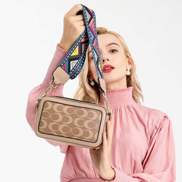 2023 new fashion bags women's style wide small bag red single shoulder shoulder handbags female for sale
2023 new fashion bags women's style wide small bag red single shoulder shoulder handbags female for sale