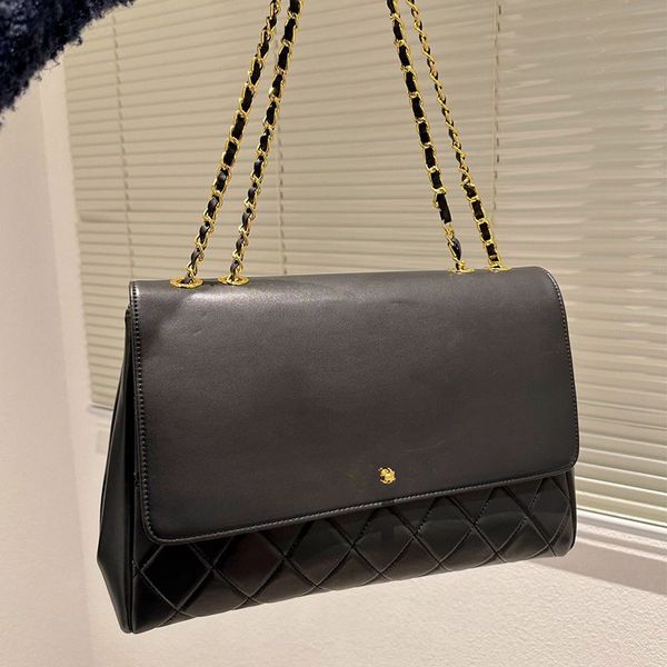 real leather totes women luxurys wallet designer bags fashion handbags messenger crossbody shoulder bag maggievluxry channel bag designer wo
real leather totes women luxurys wallet designer bags fashion handbags messenger crossbody shoulder bag maggievluxry channel bag designer wo
