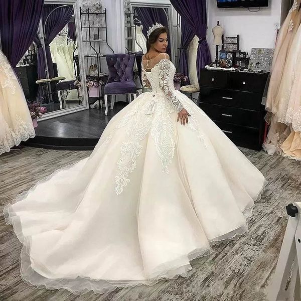 luxurious long sleeve lace princess ball gown elegant wedding dresses for bridal long train plus size applique wedding dress, White
luxurious long sleeve lace princess ball gown elegant wedding dresses for bridal long train plus size applique wedding dress, White