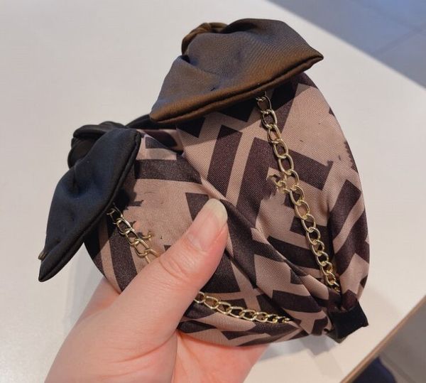 2023 women hair band big bowknot headband fashion cotton letter hairbands good selling, Black;brown
2023 women hair band big bowknot headband fashion cotton letter hairbands good selling, Black;brown