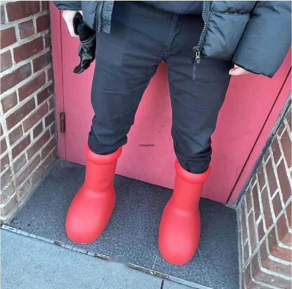2023 mschf men women rain boots designers big red boot thick bottom non-slip booties rubber platform bootie fashion astro boy size 35-46 yt, Black
2023 mschf men women rain boots designers big red boot thick bottom non-slip booties rubber platform bootie fashion astro boy size 35-46 yt, Black
