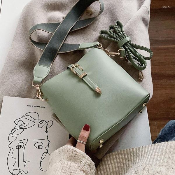 shoulder bags lemon kitten fashion summer messenger bag for women pu leather crossbody female clutch handbags and purses bolso mujer
shoulder bags lemon kitten fashion summer messenger bag for women pu leather crossbody female clutch handbags and purses bolso mujer