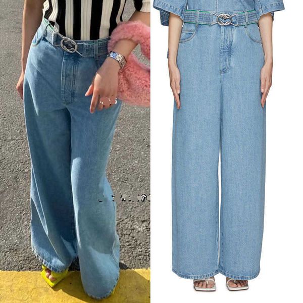 autumn and winter new water blue high waist wide leg jeans women's metal ring buckle belt drag floor versatile casual pants
autumn and winter new water blue high waist wide leg jeans women's metal ring buckle belt drag floor versatile casual pants