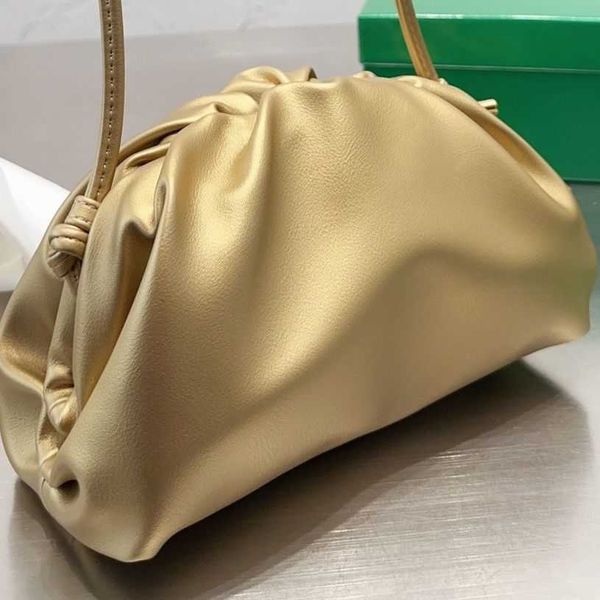 bag classic ladies lady's women denim bags cassettes purse designer venetas classic bottegaes 2023 wallet cloud design pouch handbag n5
bag classic ladies lady's women denim bags cassettes purse designer venetas classic bottegaes 2023 wallet cloud design pouch handbag n5