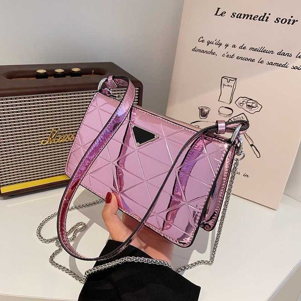 2023 luxury new high-end underarm women's leather laser chain small versatile bright mirror diamond grid single shoulder cross bodyhigh
2023 luxury new high-end underarm women's leather laser chain small versatile bright mirror diamond grid single shoulder cross bodyhigh