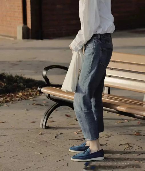 new season suede leather mens shoes women loro walk sneakers punching tassels lock designer flats leisure dress loafers official plus, Black
new season suede leather mens shoes women loro walk sneakers punching tassels lock designer flats leisure dress loafers official plus, Black