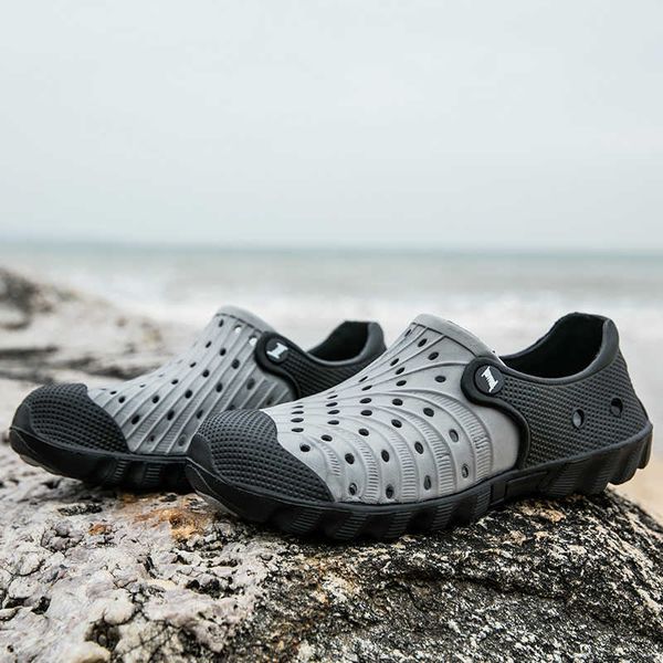 slippers 2021 summer new men's s sandals classics beach swimming shoes slippers non-slip mule men garden shoes casual flip flops y2302, Black
slippers 2021 summer new men's s sandals classics beach swimming shoes slippers non-slip mule men garden shoes casual flip flops y2302, Black