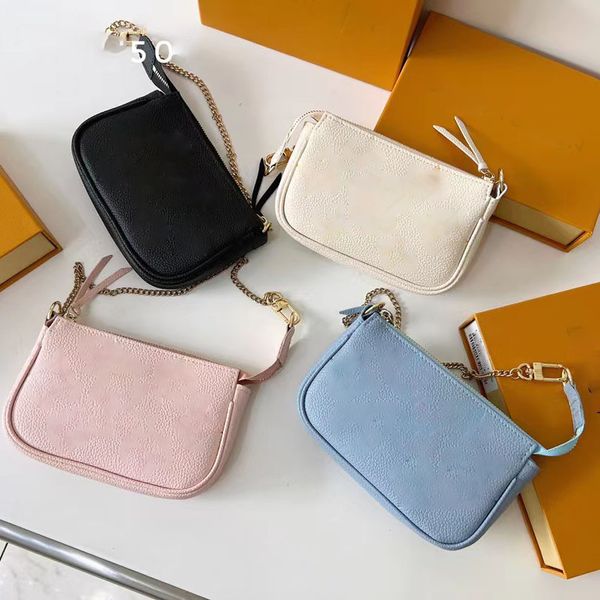 tote bag designer bags wallet fashion totes leather messenger shoulder handbag women bags high capacity composite shopping bagss old flower
tote bag designer bags wallet fashion totes leather messenger shoulder handbag women bags high capacity composite shopping bagss old flower