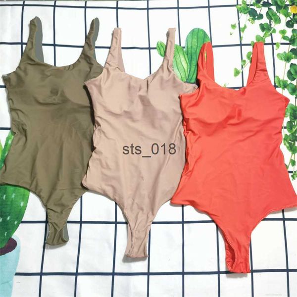 swim wear swimsuit bikini set women small letter with skims 3 colors one-piece swimwear push up padded reversible bathing suits t230228
swim wear swimsuit bikini set women small letter with skims 3 colors one-piece swimwear push up padded reversible bathing suits t230228