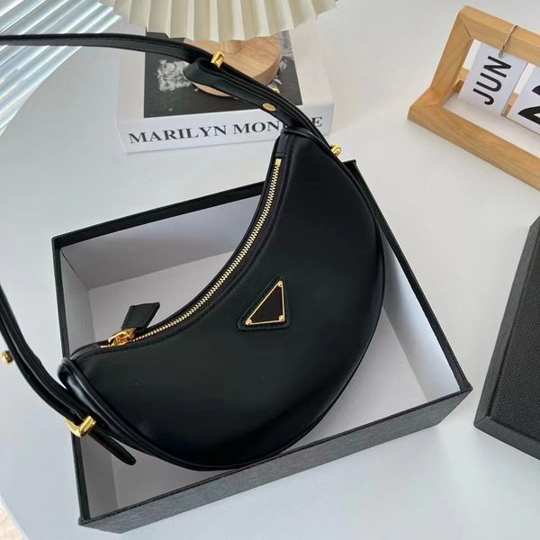 messenger bags luxurys genuine leather wide zipper crossbody shoulder strap bag crescent bottom handbags purses moon bags
messenger bags luxurys genuine leather wide zipper crossbody shoulder strap bag crescent bottom handbags purses moon bags