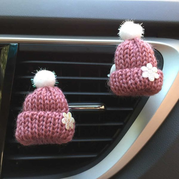 interior decorations 2pcs/set cute christmas hat car ornament outlet fragrant perfume clip decoration air freshener diffuser auto accessorie
interior decorations 2pcs/set cute christmas hat car ornament outlet fragrant perfume clip decoration air freshener diffuser auto accessorie