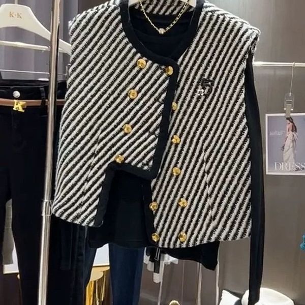 women s vests autumn small fragrance vest women s outer design double breasted striped short jacket coats 230228, Black;white
women s vests autumn small fragrance vest women s outer design double breasted striped short jacket coats 230228, Black;white