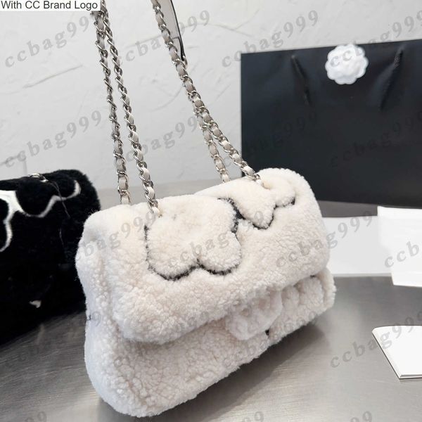 cc brand cross body 22f/w wooled lambs flower designer bags fur black white contrast silver metal chain shoulder strap large capacity handba
cc brand cross body 22f/w wooled lambs flower designer bags fur black white contrast silver metal chain shoulder strap large capacity handba