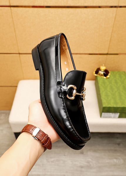 2023 mens dress shoes casual fashion loafers genuine leather classic trend designer flats male brand business oxfords size 38-45, Black
2023 mens dress shoes casual fashion loafers genuine leather classic trend designer flats male brand business oxfords size 38-45, Black