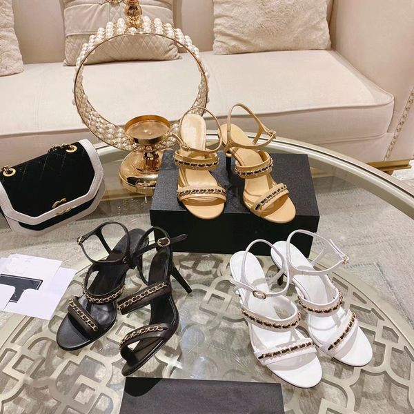 2023 designer luxury round toe sandals womens 100% leather temperament white black apricot one word buckle shoes ladys fashion chain stilett
2023 designer luxury round toe sandals womens 100% leather temperament white black apricot one word buckle shoes ladys fashion chain stilett